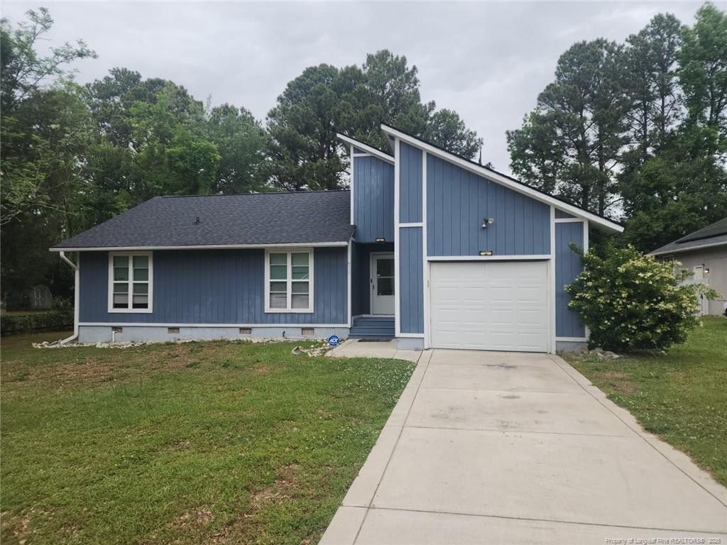 872 Danish Court, Fayetteville, NC 28303