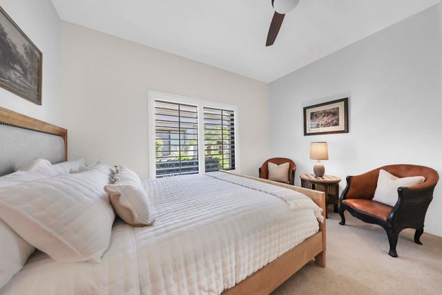 54914 Oaktree, La Quinta, CA 92253