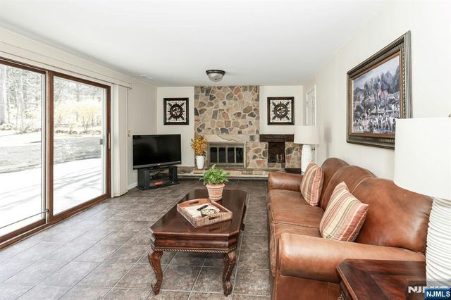 211 Lorraine, Berkeley Heights, NJ 07922