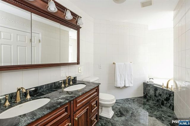 211 Lorraine, Berkeley Heights, NJ 07922