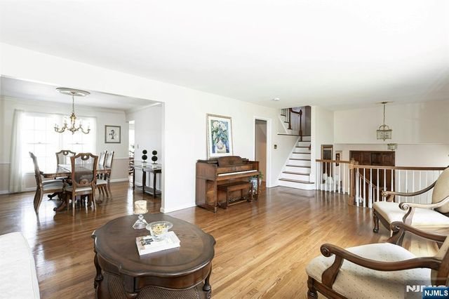 211 Lorraine, Berkeley Heights, NJ 07922