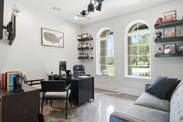 2928 Rustlers TRL, San Antonio, TX 78245
