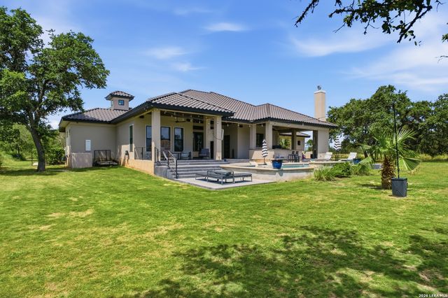 2928 Rustlers TRL, San Antonio, TX 78245