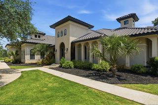 2928 Rustlers TRL, San Antonio, TX 78245