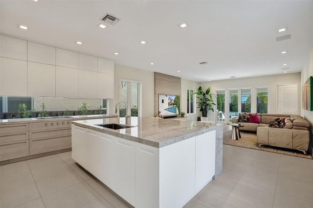 904 Ponce De Leon Drive, Fort Lauderdale, FL 33316