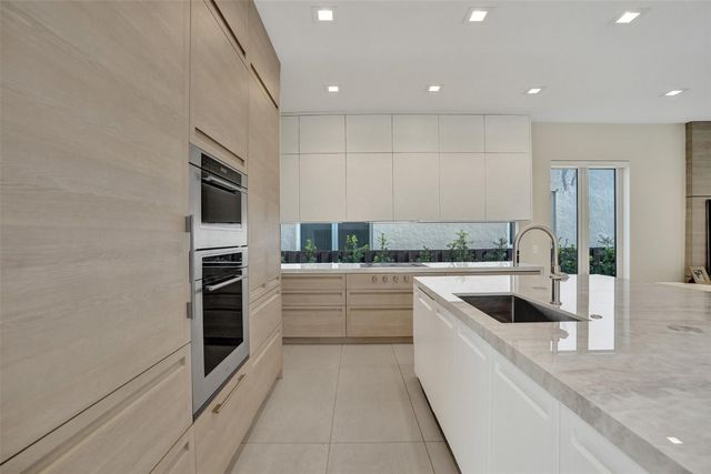 904 Ponce De Leon Drive, Fort Lauderdale, FL 33316