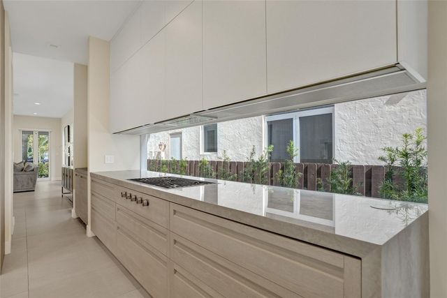 904 Ponce De Leon Drive, Fort Lauderdale, FL 33316