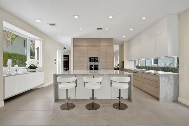 904 Ponce De Leon Drive, Fort Lauderdale, FL 33316