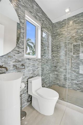 904 Ponce De Leon Drive, Fort Lauderdale, FL 33316