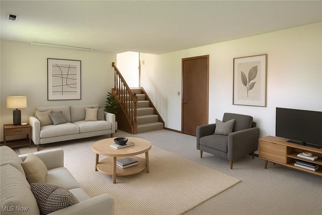 8471 Henry Street, Navarre, OH 44662