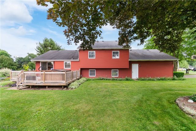 8471 Henry Street, Navarre, OH 44662