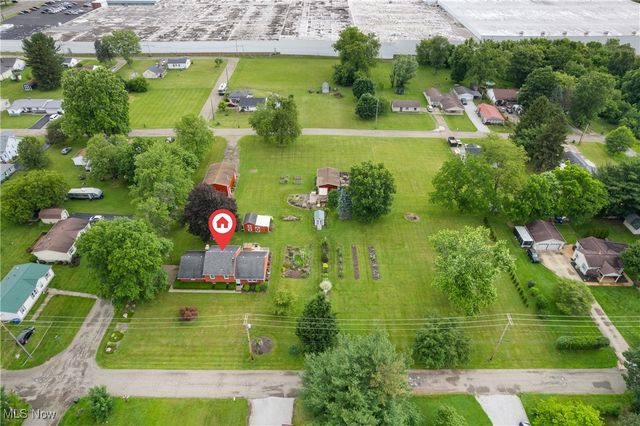 8471 Henry Street, Navarre, OH 44662