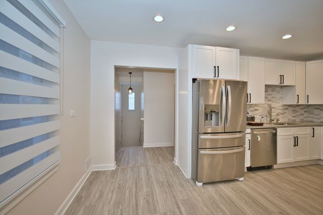 4616 N Kostner Avenue, Chicago, IL 60630