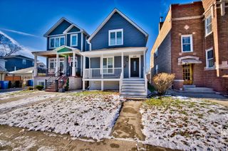 4616 N Kostner Avenue, Chicago, IL 60630