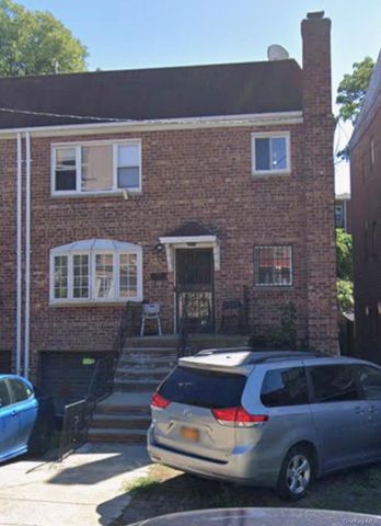 14452 37TH Avenue, Flushing, NY 11354