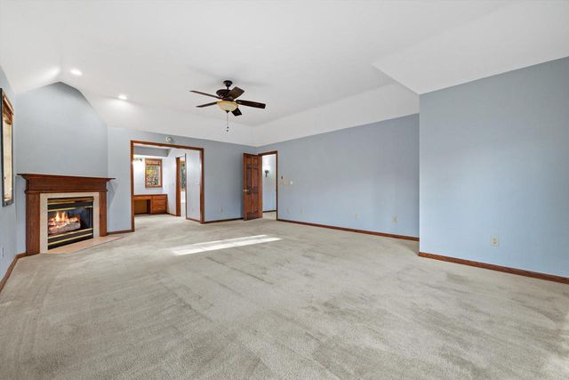 1825 Derrin LANE, Brookfield, WI 53045