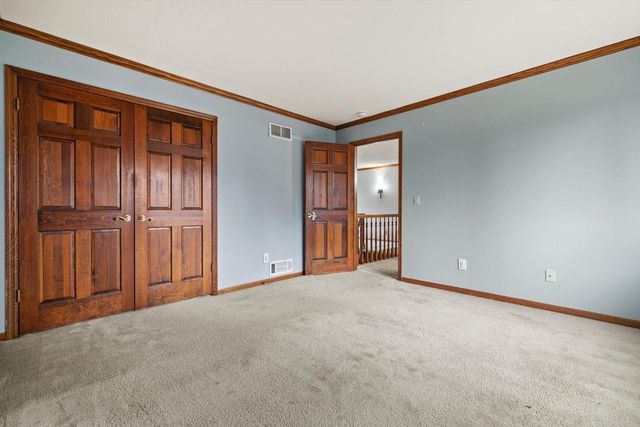 1825 Derrin LANE, Brookfield, WI 53045