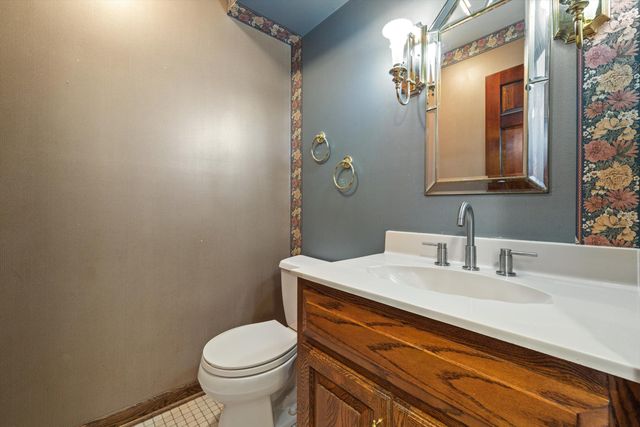 1825 Derrin LANE, Brookfield, WI 53045