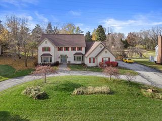 1825 Derrin LANE, Brookfield, WI 53045