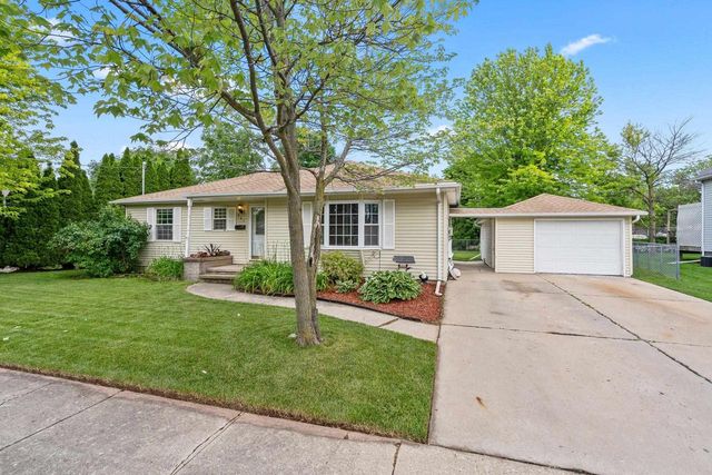 841 SHEBOYGAN STREET, Menasha, WI 54952