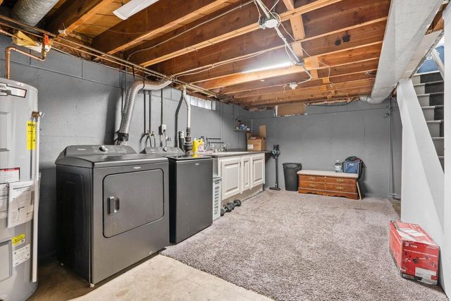 841 SHEBOYGAN STREET, Menasha, WI 54952