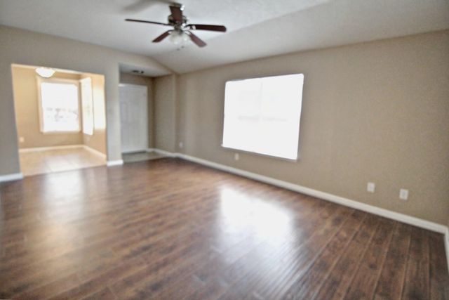 1430 Hade Falls Lane, Houston, TX 77073