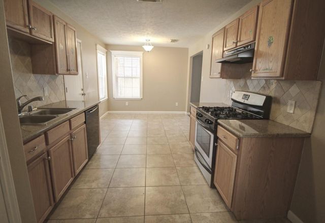 1430 Hade Falls Lane, Houston, TX 77073