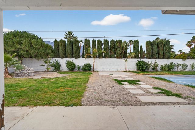 2251 N San Gorgonio Road, Palm Springs, CA 92262