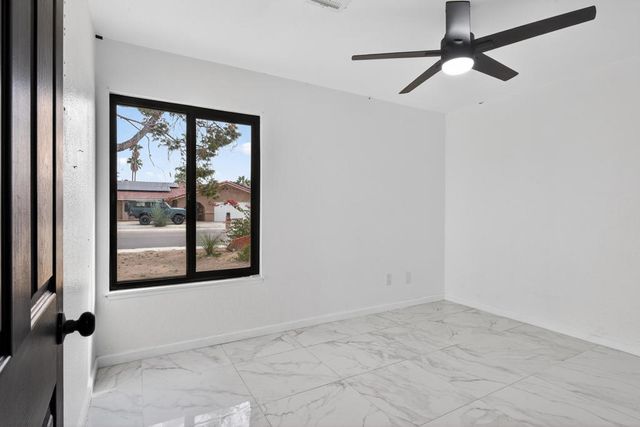 2251 N San Gorgonio Road, Palm Springs, CA 92262