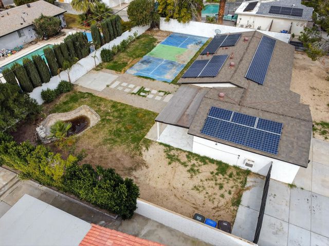 2251 N San Gorgonio Road, Palm Springs, CA 92262