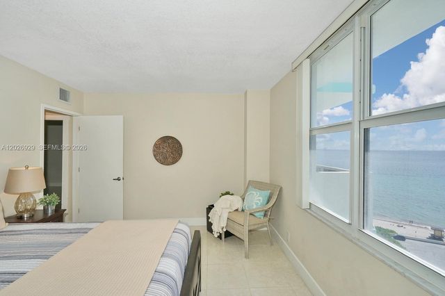 3725 S Ocean Dr 1216, Hollywood, FL 33019