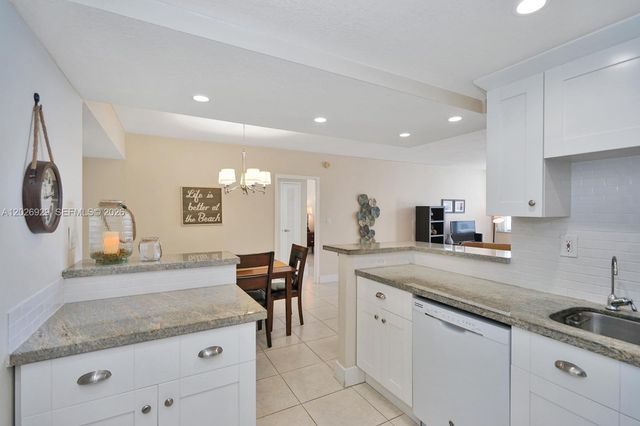 3725 S Ocean Dr 1216, Hollywood, FL 33019