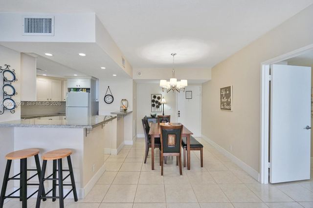 3725 S Ocean Dr 1216, Hollywood, FL 33019