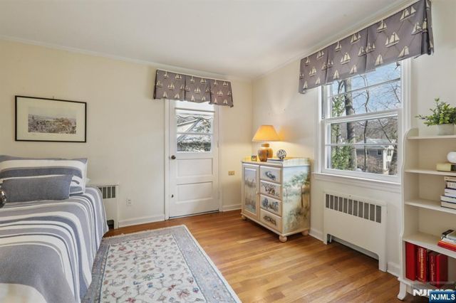 185 Beechwood Road, Ridgewood, NJ 07450