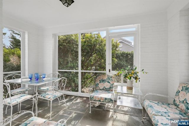 185 Beechwood Road, Ridgewood, NJ 07450