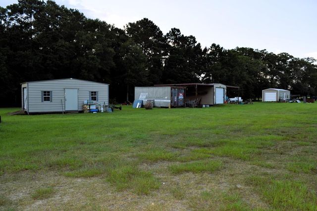 7252 S County Rd 49, Slocomb, AL 36375