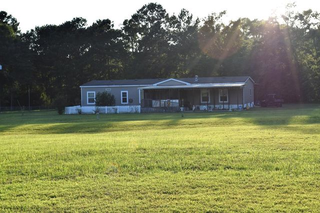 7252 S County Rd 49, Slocomb, AL 36375