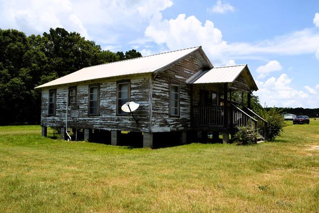 7252 S County Rd 49, Slocomb, AL 36375