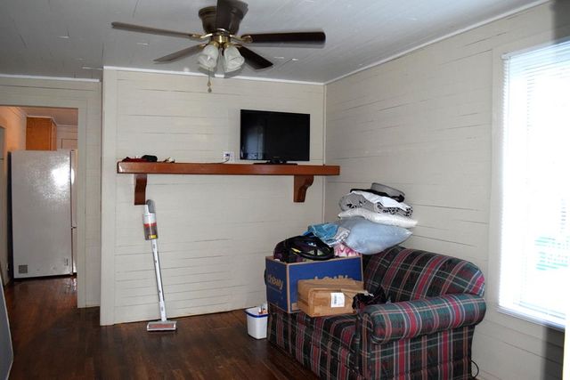 7252 S County Rd 49, Slocomb, AL 36375