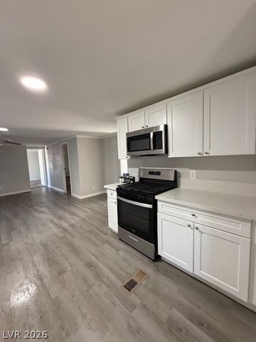 3212 Gavilan Lane, Las Vegas, NV 89122