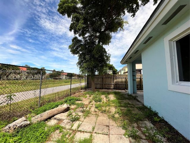 3401 NE 4 ST, Homestead, FL 33033