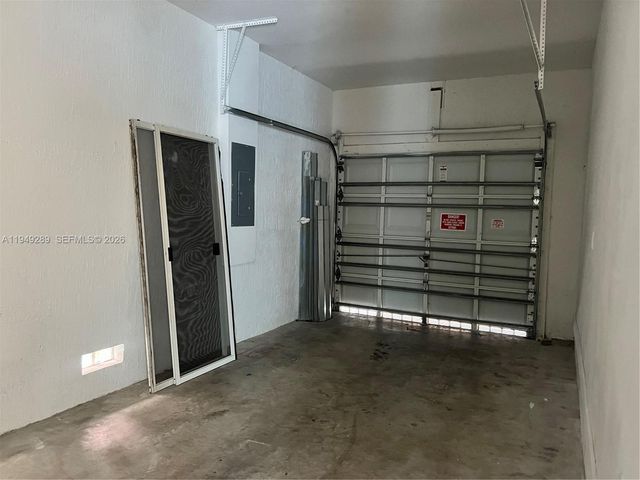 3401 NE 4 ST, Homestead, FL 33033