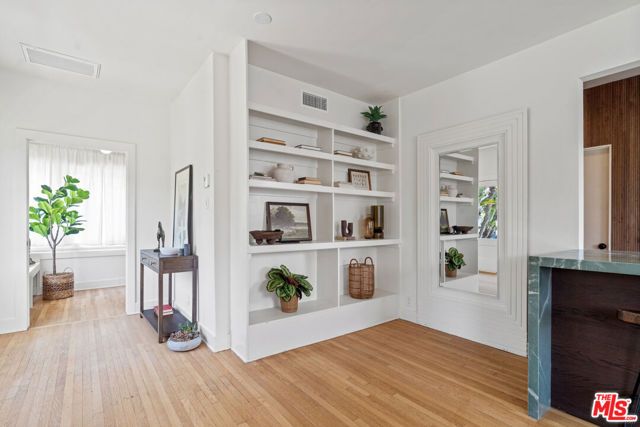 818 Palms Boulevard, Venice (los Angeles), CA 90291