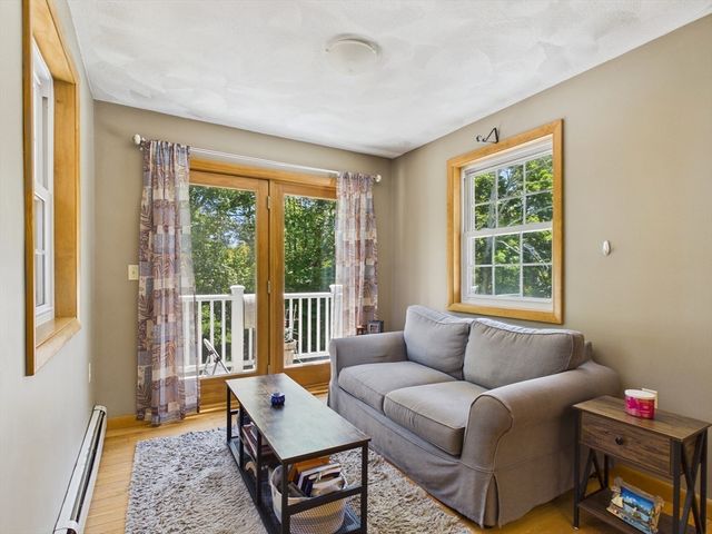 121 Plain St, Rehoboth, MA 02769