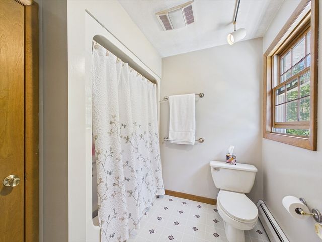 121 Plain St, Rehoboth, MA 02769