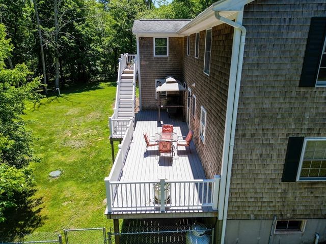 121 Plain St, Rehoboth, MA 02769