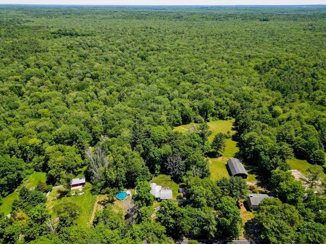 121 Plain St, Rehoboth, MA 02769