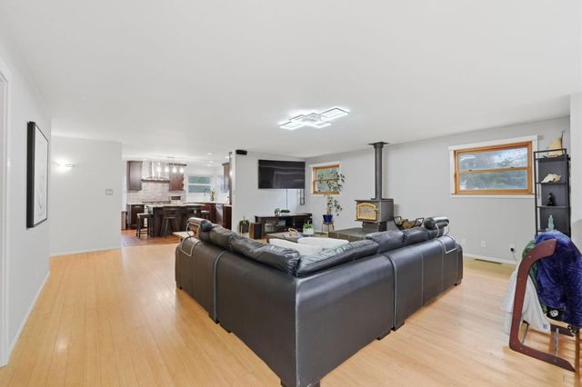 18453 Las Cumbres Road, Los Gatos, CA 95033