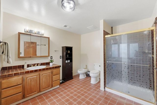 18453 Las Cumbres Road, Los Gatos, CA 95033