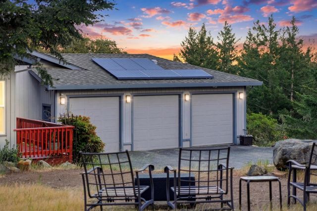 18453 Las Cumbres Road, Los Gatos, CA 95033